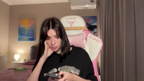 Snapshot of fairy_bloomix chatting on September 22, 5:44 pm Bloom  online show from September 22, 5:44 pm