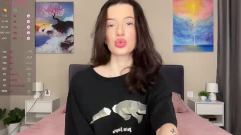 Snapshot of fairy_bloomix chatting on January 28, 9:29 pm Bloom  online show from January 28, 9:29 pm