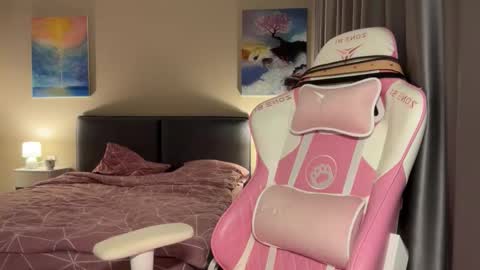 Snapshot of fairy_bloomix chatting on September 23, 6:39 pm Bloom  online show from September 23, 6:39 pm