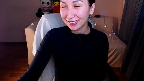 Elli  online show from February 3, 10:21 pm