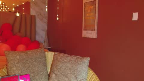 FAIRY online show from February 3, 8:45 pm