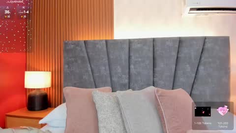  Leila.... online show from October 7, 12:09 pm