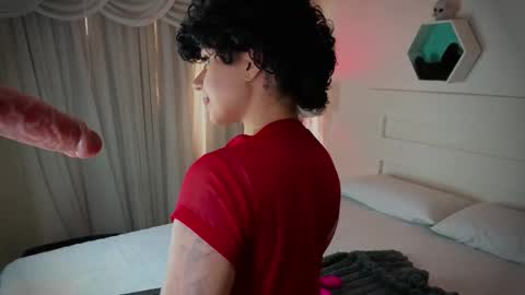 Farah online show from October 25, 2:25 pm