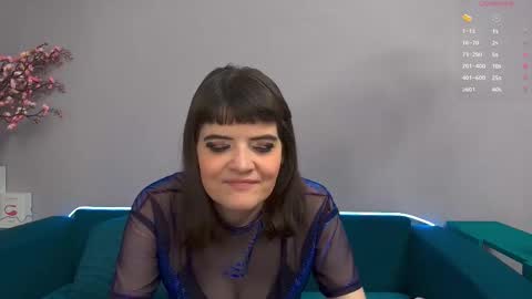 Laura online show from November 4, 4:39 am