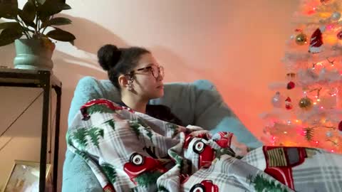 Soley online show from February 4, 12:51 am