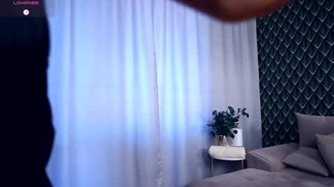 Hello im Nova online show from October 19, 6:59 am