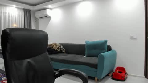 Catalea DM online show from February 5, 8:25 pm