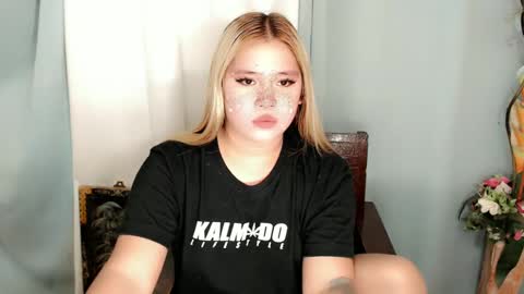Snapshot of filipina_slutty69xxx chatting on December 27, 7:40 am  Angela  DONT FORGET TO FOLLOW AND GIVE ME APPRECIATION online show from December 27, 7:40 am