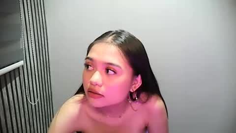 KEONA online show from February 21, 5:13 pm