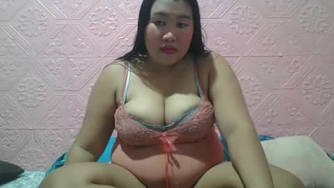 fingerlady00 online show from October 17, 4:37 am