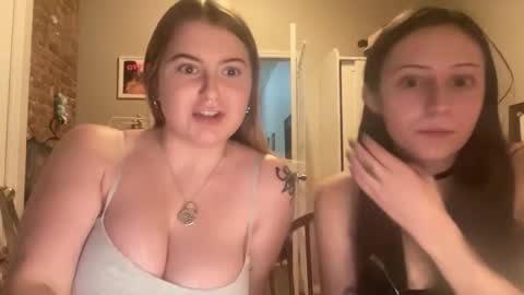 Fiona M online show from December 17, 4:27 am