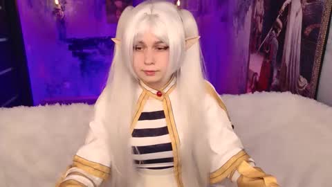 fiora online show from December 1, 2:09 pm