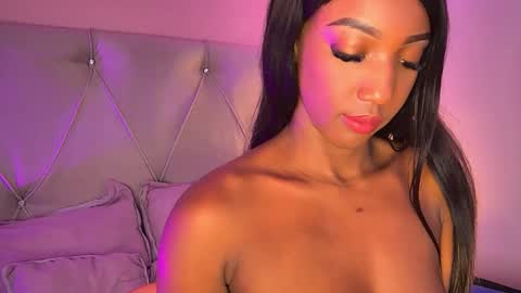 Fiorela Lenin  online show from February 6, 7:51 pm