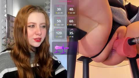 fiorellaricci_ online show from November 18, 1:12 pm