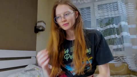 fire_luna online show from January 9, 11:47 am