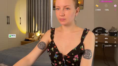 Liss  online show from December 25, 4:44 am