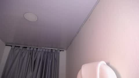 Princess Tianna  online show from December 7, 2:20 am