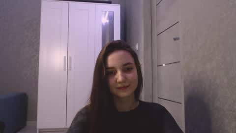 fireflies_fly_ online show from January 5, 3:34 pm