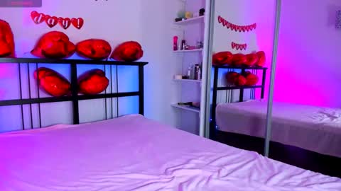 Flora online show from February 13, 7:21 am