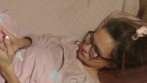 say meow and send tip  online show from November 12, 1:14 am