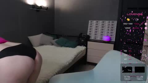 Julia online show from October 20, 12:19 pm