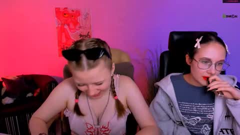 foxy_tease_ online show from November 19, 9:15 pm