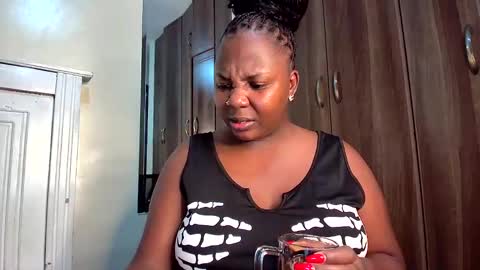 Snapshot of foxykay1 chatting on March 5, 2:36 am Kayla online show from March 5, 2:36 am