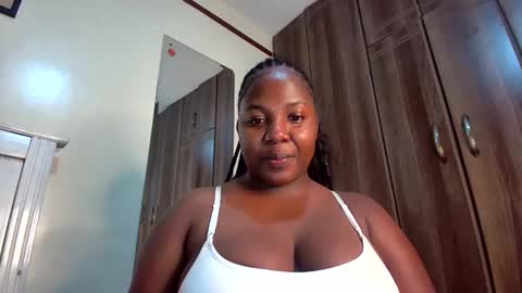 Snapshot of foxykay1 chatting on January 4, 4:12 am Kayla online show from January 4, 4:12 am