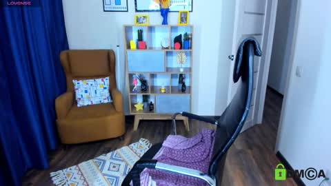 Fran online show from February 13, 3:24 pm