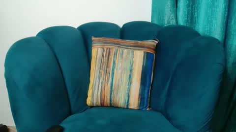 freakyvirgoh_ online show from December 21, 6:17 am