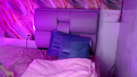 Freyja online show from March 9, 11:25 pm