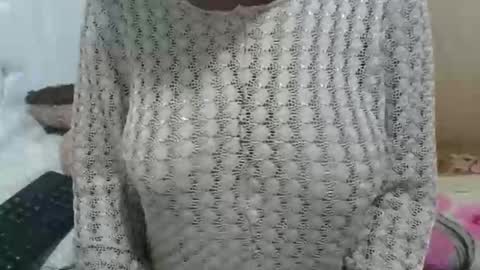 fruity28 online show from October 25, 9:28 am