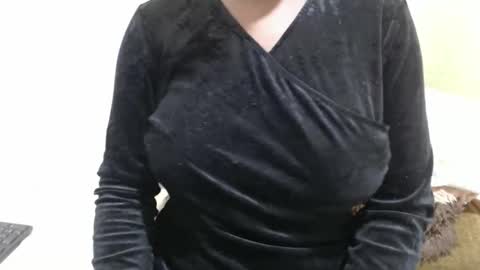 fruity28 online show from October 27, 10:00 am