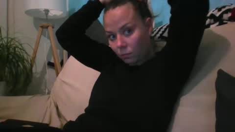 Snapshot of fuckhard4you chatting on March 10, 8:12 pm La online show from March 10, 8:12 pm