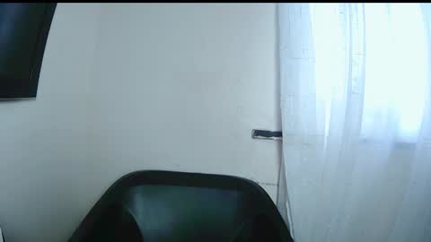 fuckmehot4 online show from October 1, 11:59 am