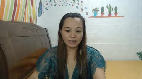 MAE online show from December 20, 1:36 am