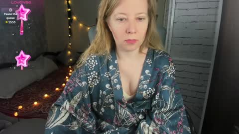 funny_bunny4 online show from January 12, 2:30 pm