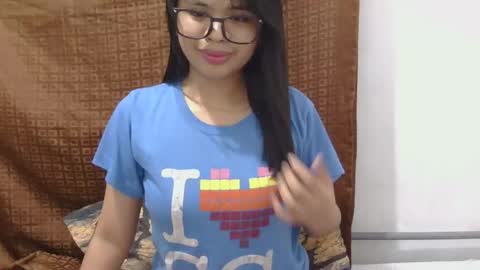 fyang_morena online show from September 24, 12:15 pm