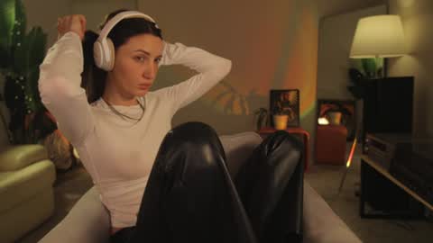 G online show from December 20, 6:13 pm