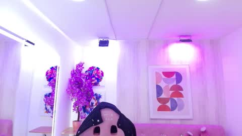 gabby_evanns online show from February 24, 12:15 pm