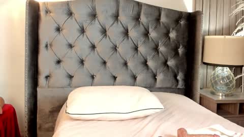 gabhy_rivera online show from November 19, 1:33 pm