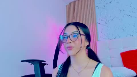 Gabriela Evans MS online show from March 5, 3:40 am