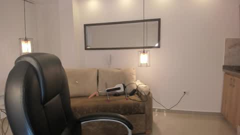 gabriella_evans_ online show from February 28, 5:18 am