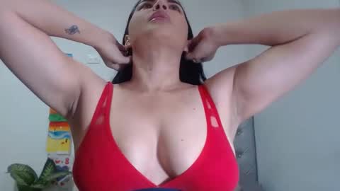 Snapshot of gabysot chatting on February 20, 4:47 pm gabysot online show from February 20, 4:47 pm