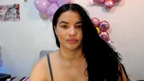 Snapshot of gabysot chatting on March 2, 6:03 pm gabysot online show from March 2, 6:03 pm