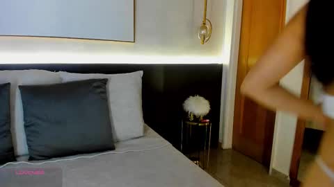 Gaby Vega  online show from January 13, 11:36 am