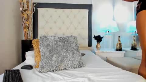  Gale  online show from October 10, 12:43 pm