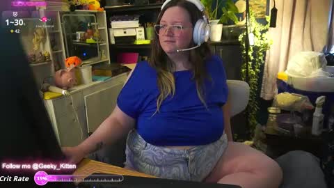 Snapshot of geeky_kitten chatting on October 11, 2:42 pm Geeky Kitten Leina -  online show from October 11, 2:42 pm