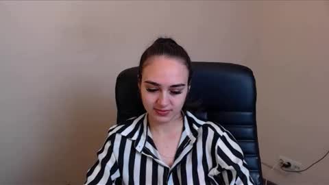 Gemma online show from April 17, 5:53 am