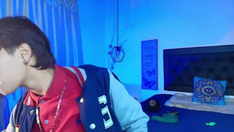 Your Girl  online show from November 11, 1:56 am